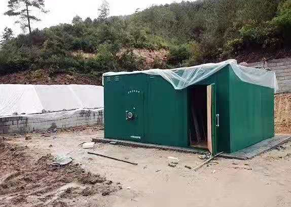 离石露天如何存放爆破线放炮线等爆破器材？