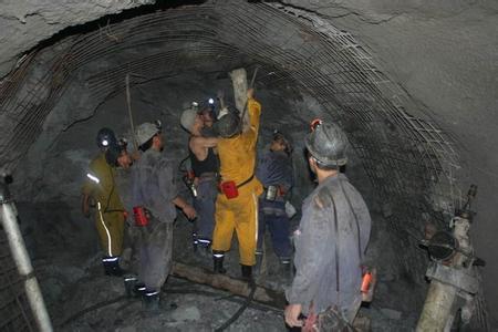 离石工程爆破中的危险因素分析以及应对工程爆破危险的措施